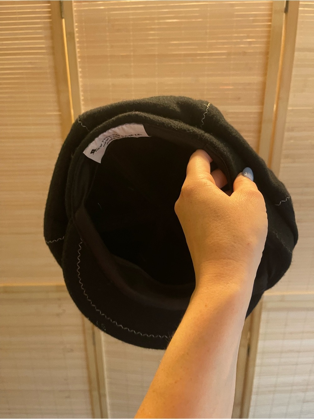 New York Hat & Cap Co Black Wool Contrast Stitch Newsboy Cap USA vintage Y2K - Picture 7 of 8